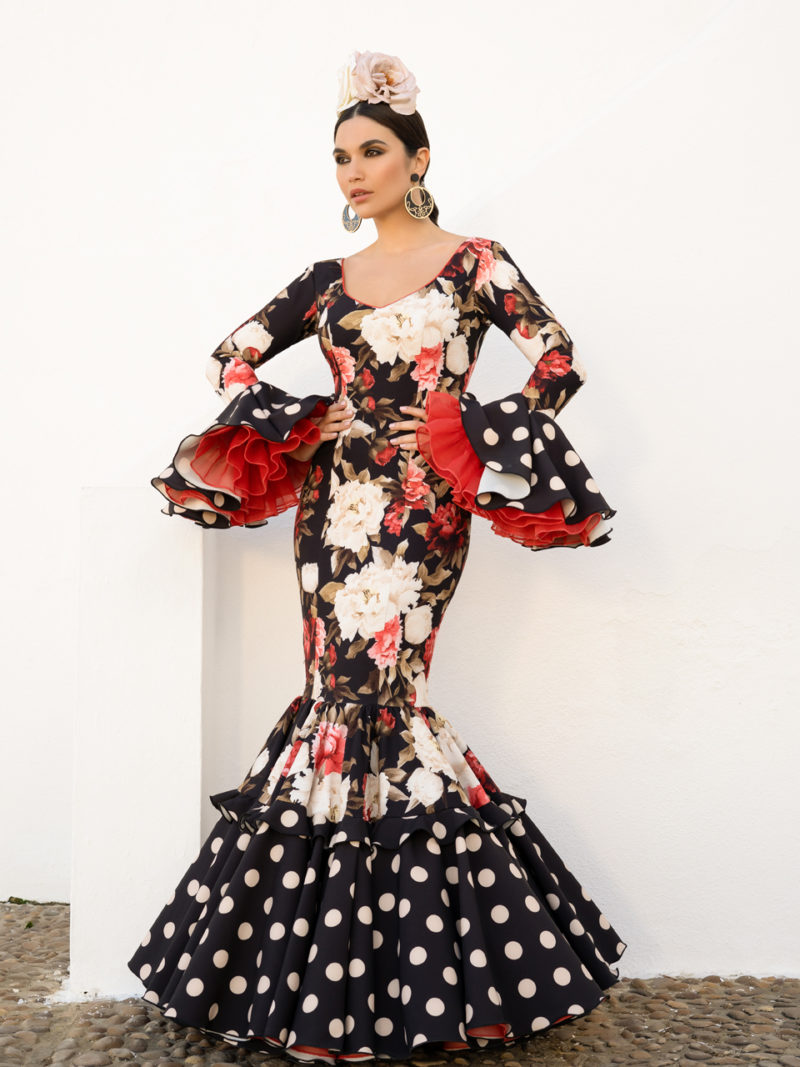 Traje de flamenca. Colección 2022. Modelo Picasso